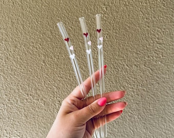 Falling Hearts Glass Straw - Dishwasher Safe