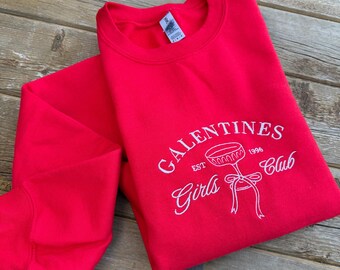 EMBROIDERED "galentines girls club" red crew
