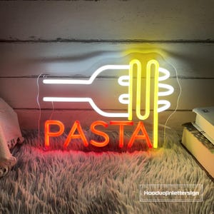 Insegna al neon con forchetta per pasta, ristorante italiano personalizzato, spaghetti, noodle, luce al neon a LED, decorazione da parete per la casa, cucina, cibo italiano, caffetteria, bar, decorazione