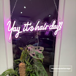 Insegna al neon a forma di cuore "Yay It's Hair Day", luce notturna a LED al neon personalizzata per parrucchiere, barbiere, salone di bellezza, studio, decorazione per matrimoni.