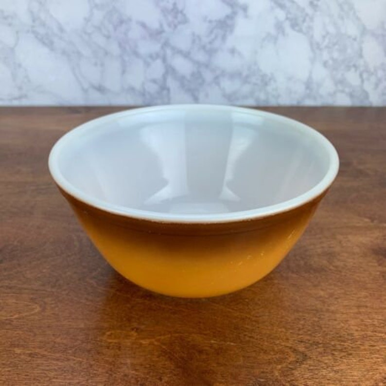 Vintage PYREX Old Orchard Medium Nesting Mixing Bowl 402 1.5 Qt