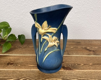 Roseville Zephyr Lily Blue Pottery Flower Vase 139 -9"