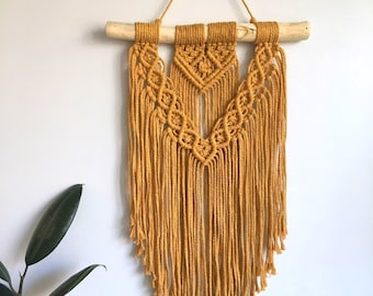 Macrame Wall Hanging / Boho Home Decor / Bohemian Style / Vintage Decor / Nursery / Mustard Yellow Ochre / Fall Autumn Thanksgiving Harvest