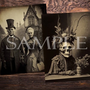 K&ouml;nnte beinhalten: Zwei Sepia-Drucke mit Vintage-Halloween-Themen. Einer zeigt ein Skelettpaar in viktorianischer Kleidung, der andere einen mit Blumen geschm&uuml;ckten Sch&auml;del. Das Wort "SAMPLE" ist auf beiden Bildern aufgedruckt.