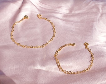 Mommy and Me "Vera" Gold Heart Chain Bracelet Set | 18k Gold Plated | Keepsake Bracelet | Gift for Mom | Baby Shower Gift |  Friendship