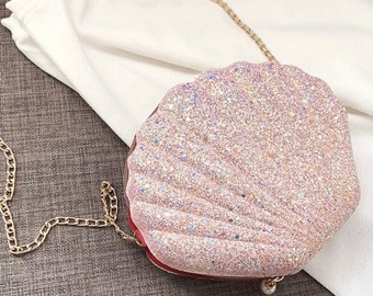 shell shaped purse