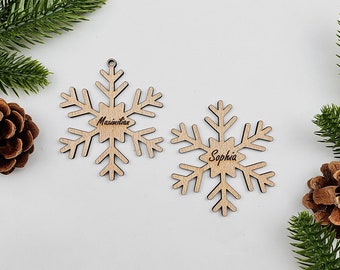 Name plate snowflake place card Christmas ball | Wooden Christmas tree decorations | Beech pendant | Christmas decoration Christmas