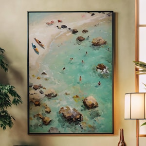 Impresión de arte mural de playa costera / Póster de nadadores aéreos en el océano / Decoración de Airbnb costera / Impresión de casa de verano en aguas turquesas / Pintura de playa