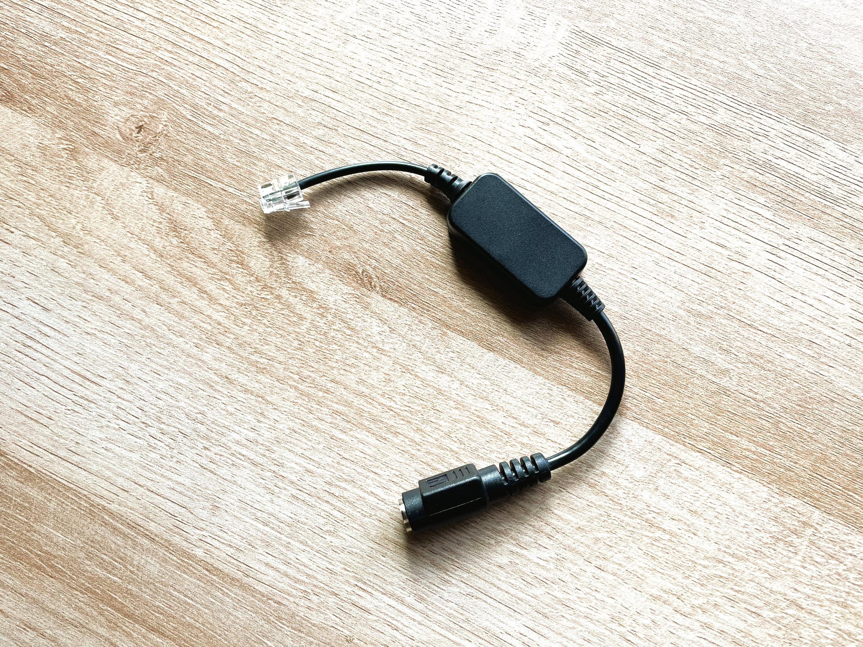 tinkerBOY PS/2 Keyboard to Mac Converter / Adapter for Apple Macintosh computer with 4P4C Keyboard Port