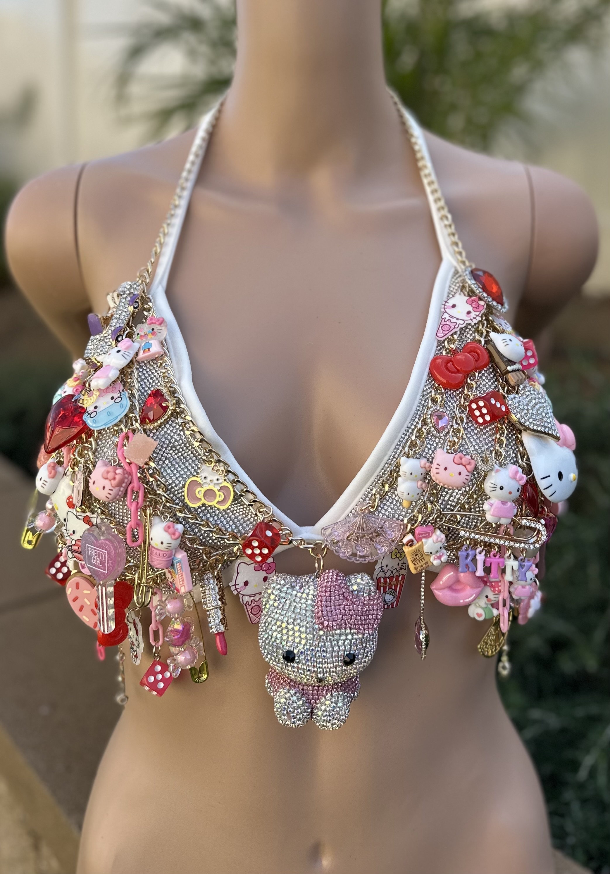 Shiny Rhinestone Body Chain Bra Necklace Harness Sexy Crystal Bralette For  Women Perfect Gift For Bikini, Breast, And Waist The Other Way Around  Stonefans Jewelry L231004 From Sunglasses_designer_, $2.97
