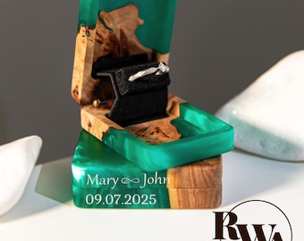 FLIP – Proposal Green Ring Box Epoxy & Wood. Custom Slim Engagement ring box as sentimental gift for her