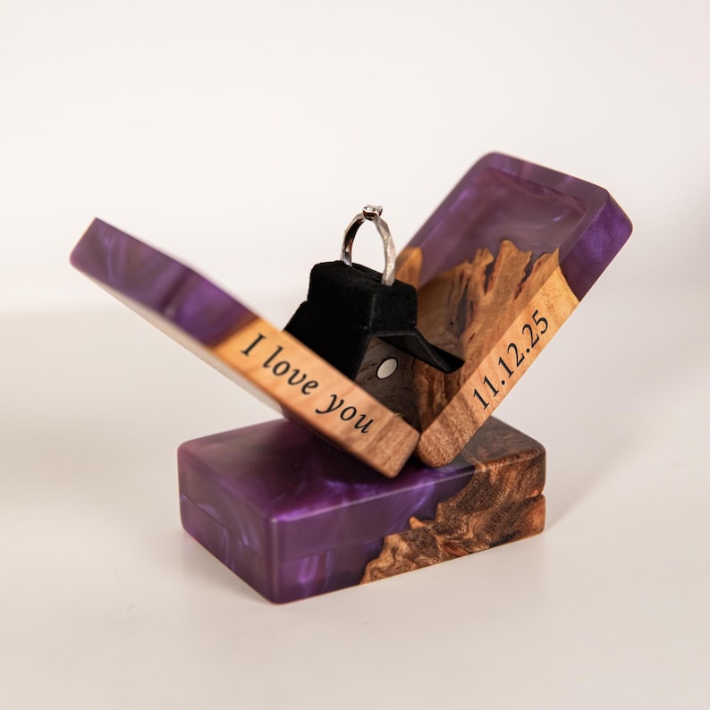 FLIP – Proposal Green Ring Box Epoxy & Wood. Custom Slim Engagement ring box as sentimental gift for her image 4