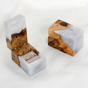 CHORD Aquamarine Resin & Wood Engagement ring box for Proposals. Luxury ring bearer box for wedding. Unique gift for her image 6
