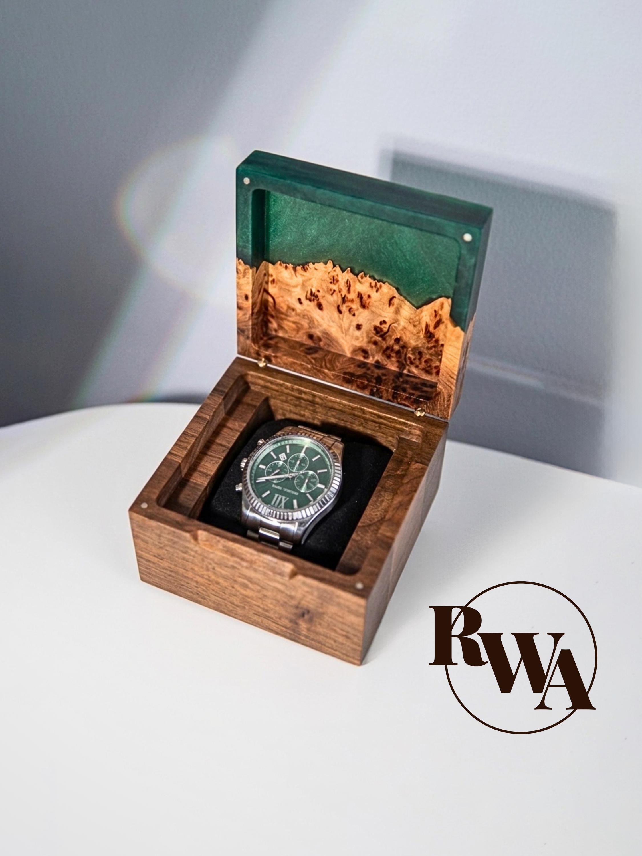 TEMPO – Epoxy & Wood Watch Box Handmade Sentimental Gift Idea for