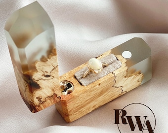 FLASH – Custom Ring Bearer Box For Proposal Of Epoxy And Wood. Resin ring box as sentimental gifts for her, unusual gifts for women