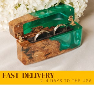 FLASH – Green epoxy and wood Wedding ring box. Unique resin ring holder for 2 Rings for ceremony. Wide double ring box handmade