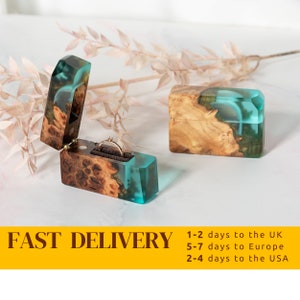 FLASH – Turquoise resin ring box proposal. Art epoxy slim engagement ring box. A remarkable ring gift box for your beloved