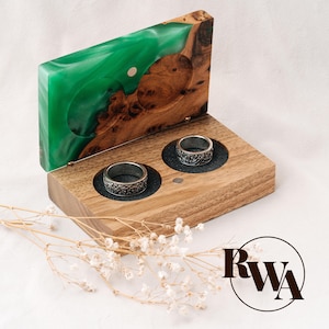 PIANO – Emerald Resin & Wood Wedding Ring Box For Ceremony. Wooden Laser Engraved Box. Personalized Handmade Ring Box For Double Rings