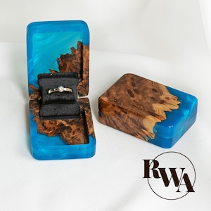 FLIP – Epoxy & Wood Proposal ring box. Slim resin ring box as beach wedding favors. Unique engagement ring box