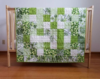 baby quilt for crib or wall hanging hourglass boy or girl quilt summertime bright modern fabrics READY TO SHIP