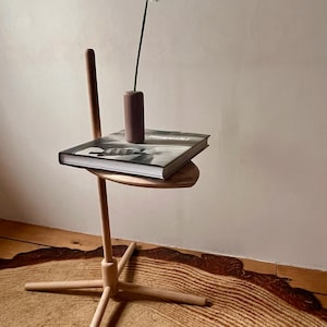 Side table leafy small in oak