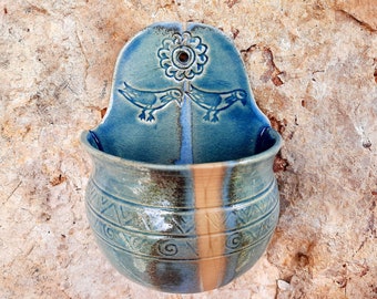 Decorative vintage salt barrel with bird motif