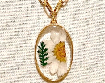 Daisy Necklace