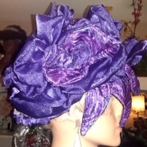 purple hat