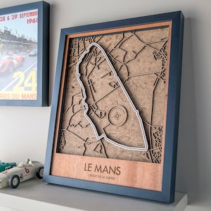 Art mural carte en bois 3D du circuit de la Sarthe Le Mans personnalisable