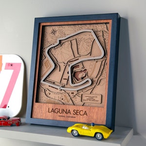 Laguna Seca Raceway 3D-muurkunst met houten baankaart aanpasbaar