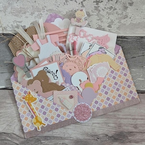 50 piezas de troqueles para tarjetas de niña cargadas, marcos para hacer tarjetas, tartas de pañales, álbumes de recortes para baby shower