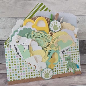 50 Stück geladene Unisex Baby sterben Schnitte Karte Toppers Rahmen für die Windel Kuchen Baby Party Karten machen
