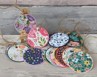 Pack of 20 Handmade Floral Circle Blank Gift Tags for Presents Gifting Wrapping