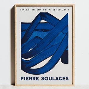 Pierre Soulages Druck, Ausstellungsplakat Olympische Spiele in Seoul, dunkelblaue moderne Wandkunst, minimalistisches skandinavisches abstraktes Bürodekor, Geschenkidee für Männer