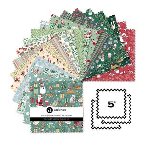 Peut inclure: Un assortiment de 42 carrés de tissu de 12,7 cm sur 12,7 cm, arborant divers motifs de Noël tels que le Père Noël, des bonhommes de neige, des rennes et des cadeaux en rouge, vert et blanc. L'ensemble est étiqueté Andover 5 x 5 100% cotton.
