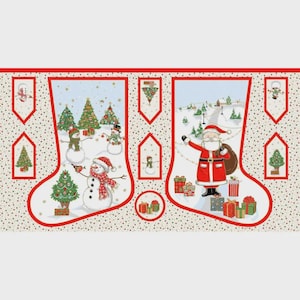 Könnte beinhalten: Weihnachtliches Stoffpaneel mit zwei großen Strumpfdesigns. Ein Strumpf zeigt Schneemänner und Weihnachtsbäume, der andere den Weihnachtsmann mit Geschenken. Der Hintergrund ist mit kleinen roten und weißen Punkten versehen.