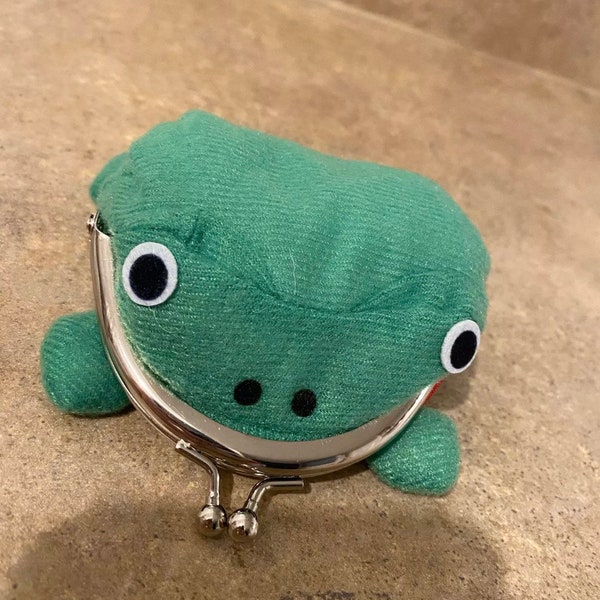 Frog Coin Wallet Purse Pouch, wallet accessories Froggy Anime Coin Purse Bug Mouth Frog Fluff Clutch Green Coin Wallet Gift For Her 2021