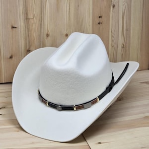 Customizable Cattleman Wool Cowboy Hat: Wide Brim Western Style