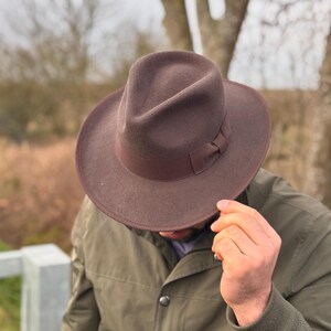 Classic Fedora Hat – Pure Wool, Water-Repellent, Retro Vintage Style with Grosgrain Band