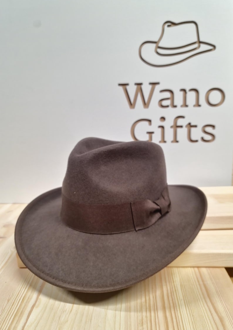 Fedora Classic Fedora Hat – Pure Wool, Water-Repellent, Retro Vintage Style with Grosgrain Band, Personalize with Branding Iron