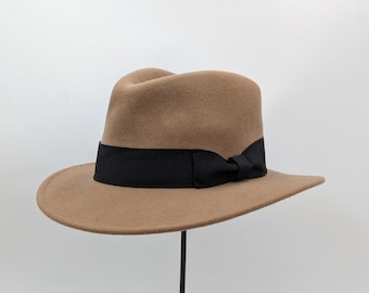 Camel Crushable Wool Felt Fedora: 1940s Indiana Jones Style, Grosgrain Band