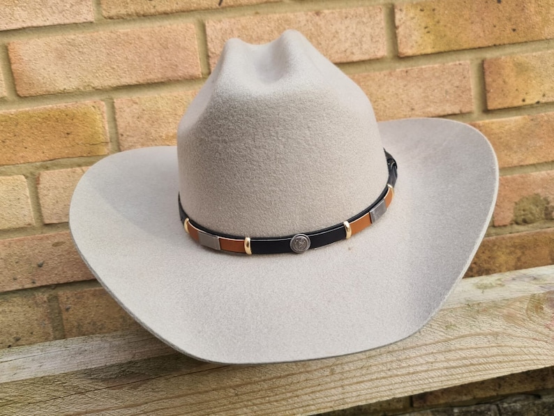 Customizable Cattleman Wool Cowboy Hat Western Classic Aussie Style Wide Brim Hat 100% Wool Personalized with Branding Iro ,Stiff Wide Brim