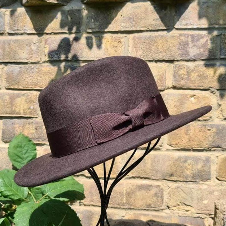 Crushable Wool Fedora: Classic 1940s Style, Grosgrain Band