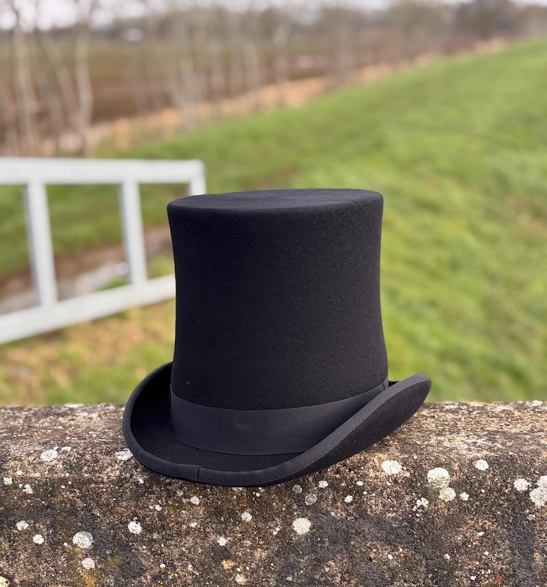 Steampunk Top Hat with Laced Brown Leather Band and Banding Iron  Ideal for Cosplay, Costume Parties, and Steampunk Enthusiasts