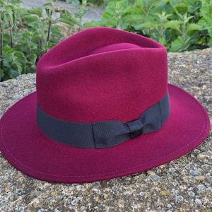 Sombrero fedora de fieltro de lana plegable / Estilo Indiana Jones de los años 40, sombrero de aventurero con marca personalizada