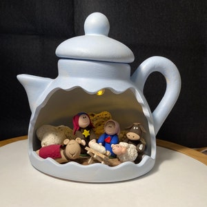 CLAY TEAPOT NATIVITY - Handmade Clay Nativity Set in a Clay Teapot with Light - Christmas Nativity Set Decoration