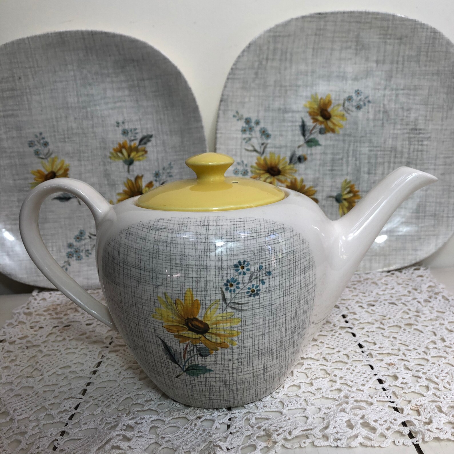 Vintage Mid Century J G Meakin Sol Summertime Teapot With A Etsy vintage-mid-century-j-g-meakin-sol-summertime-teapot-with-a-etsy