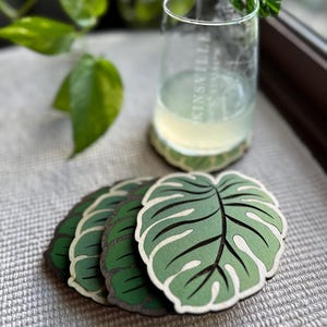 Laser Cut Wooden Monstera Leaf Coasters - Set of 4 | Tropical Plant Decor | Housewarming Gift | Modern Botanical Home Accessories