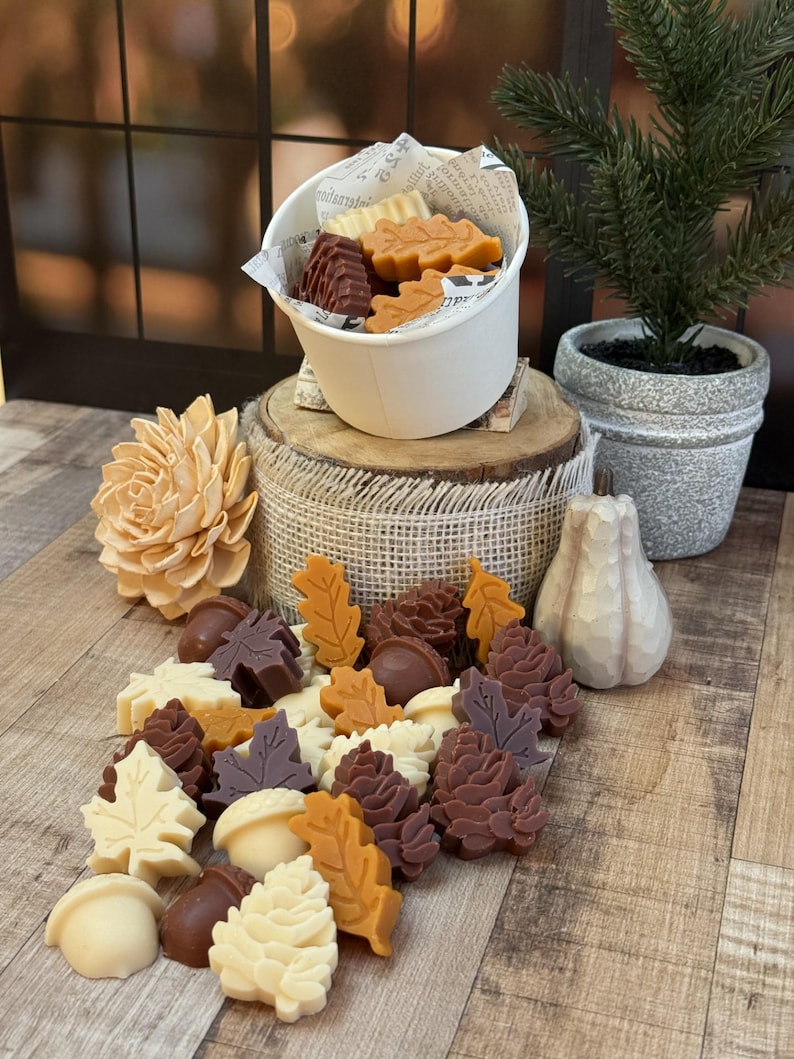 Strong Scented Fall Wax Melts, Fall Scented Wax Melts, Soy Beeswax Wax Melts, Fall Holiday Butterscotch Vanilla Scent, Holiday Gift for Her!