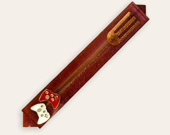 Red Chameleon Gaming Mezuzah - Handmade Epoxy Resin Mezuzah - Judaica Gift - Jewish Gift - Housewarming Gift - Optional Scroll